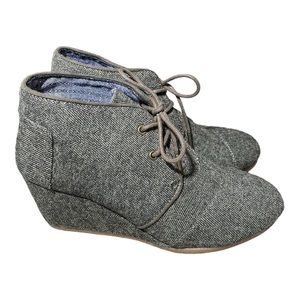 TOMS Gray Wedge Ankle Boots | Size 7 | Herringbone-Style Fabric